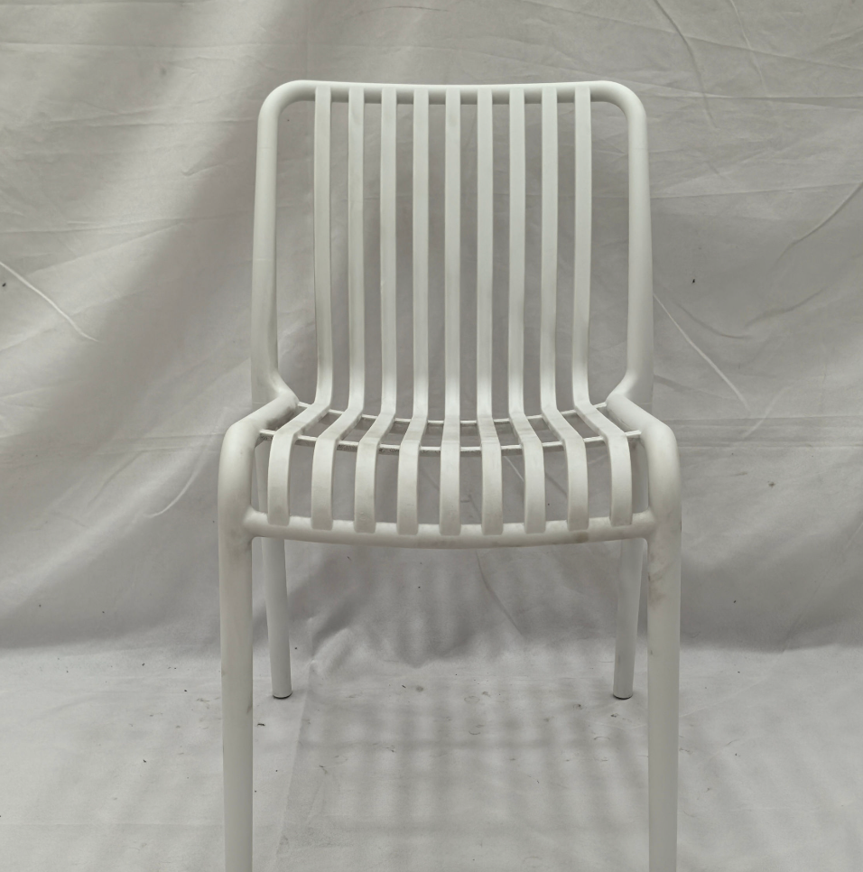 Modern Lightweight Plastic Restaurant Chair