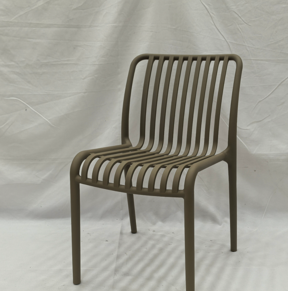 Modern Lightweight Plastic Restaurant Chair